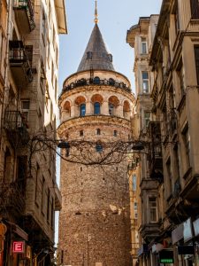 Galata Kulesi Efsaneleri Galata Kulesi nin Tarihi ve Özellikleri