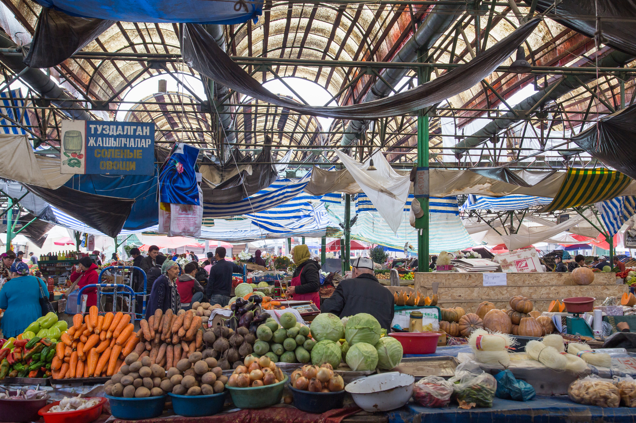 Osh Bazaar in Bishkek, Kyrgyzstan - | Pegasus Blog