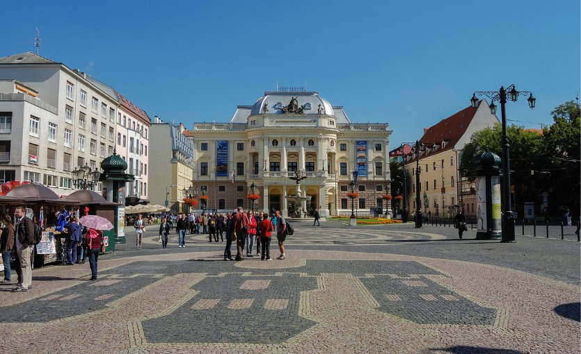 Hviezdoslavovo Meydanı, Bratislava